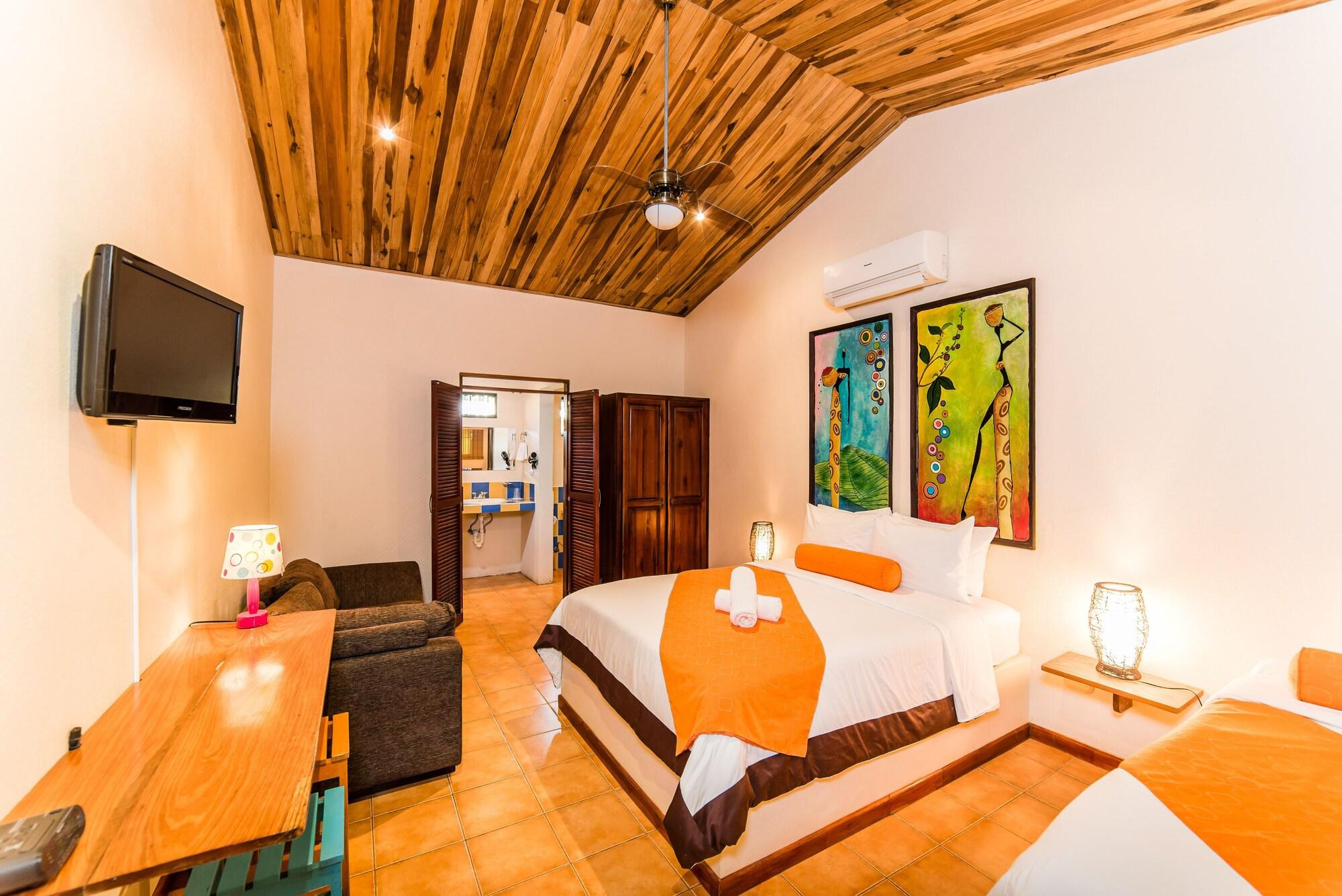 Hotel Pasatiempo Tamarindo Ngoại thất bức ảnh